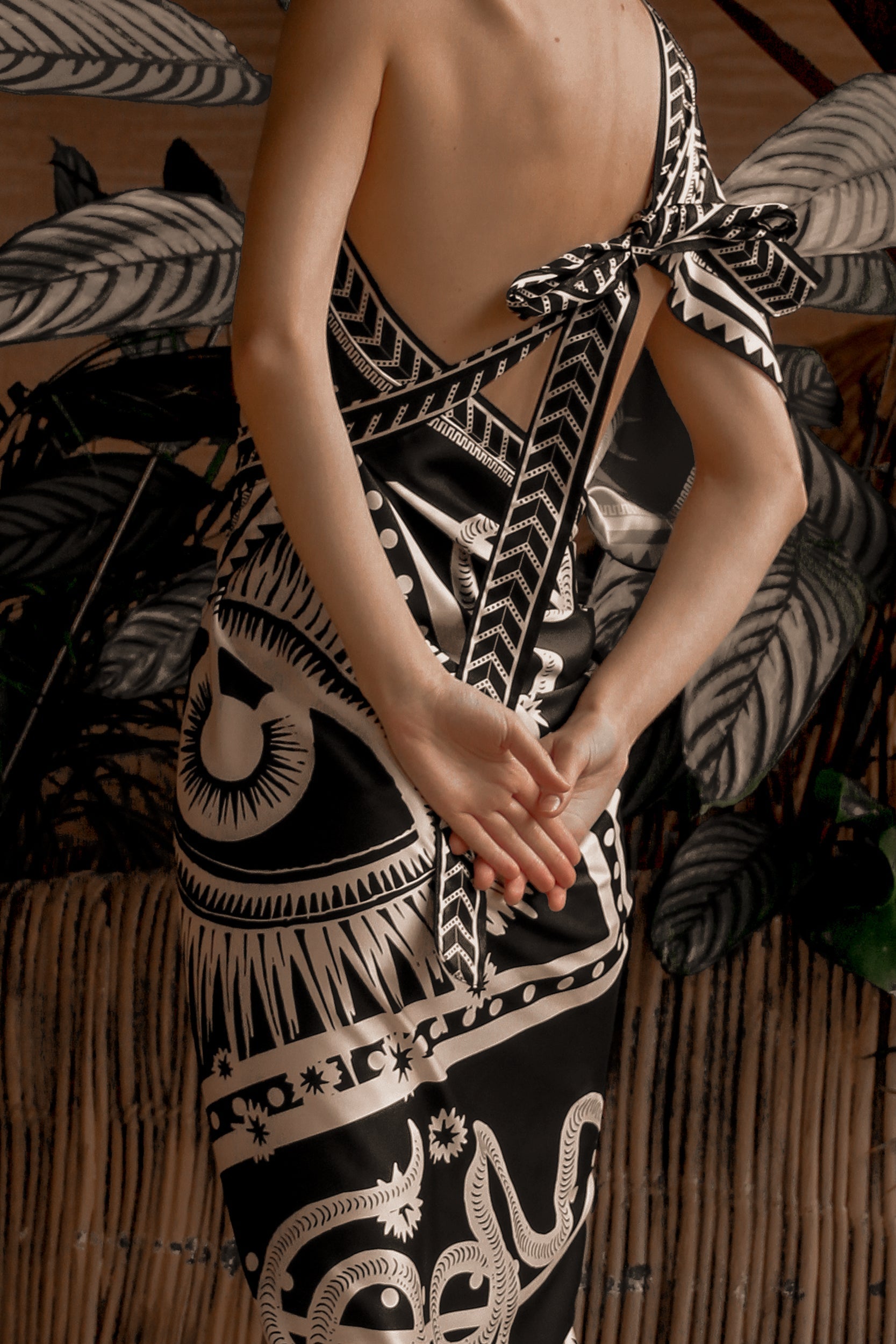 Nazar SARI- Wrapdress, Black