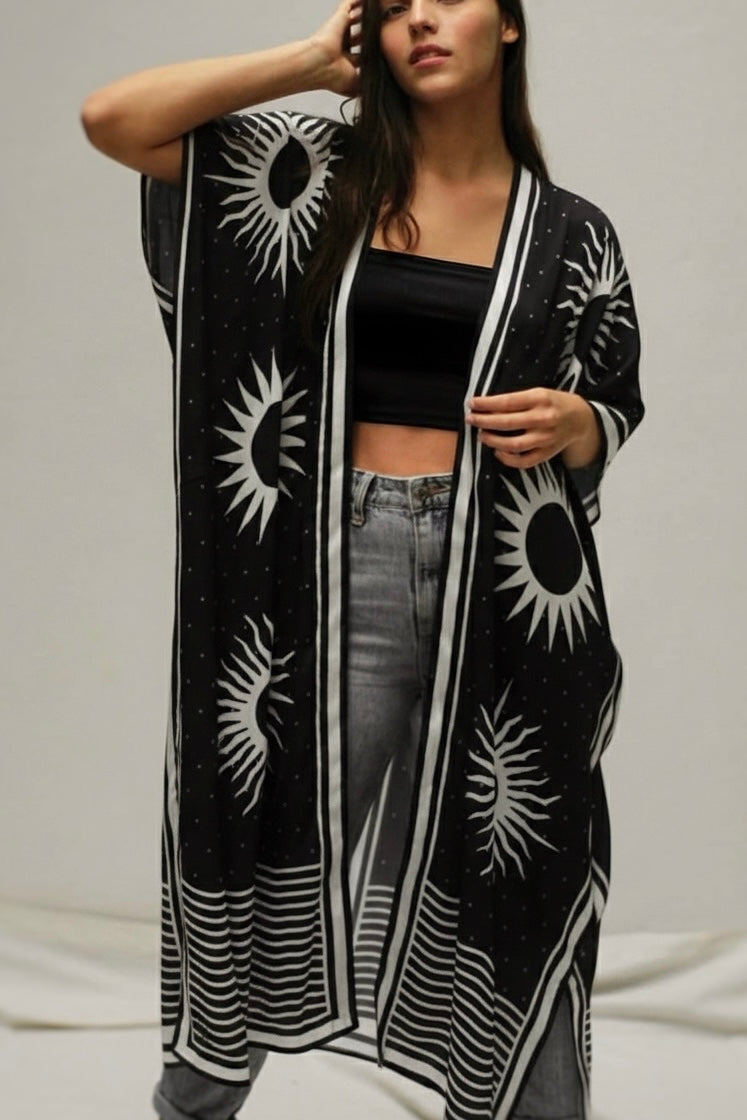 Soles Kimono, Black & White
