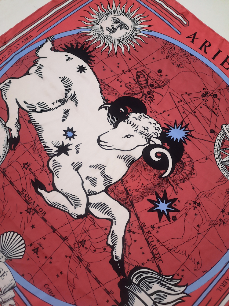 ARIES Scarf