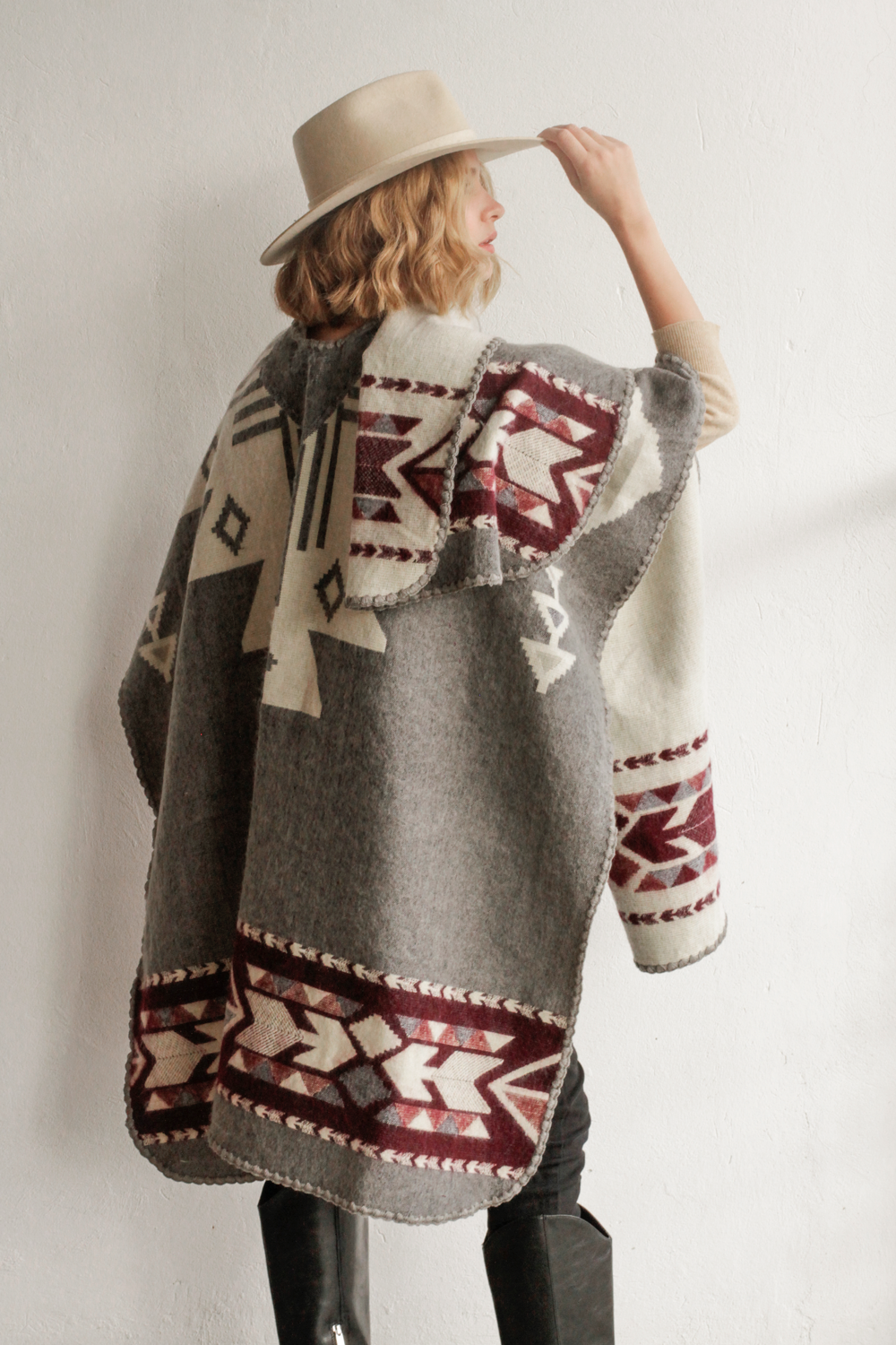 Aras Gray Poncho