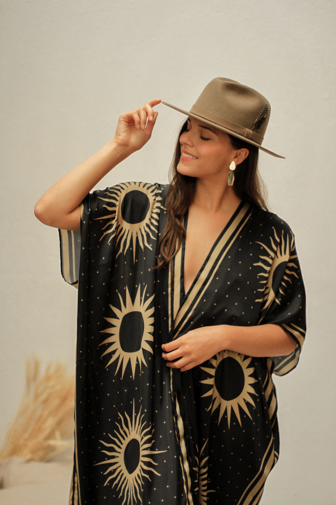 Sun Kimono, Black & Gold