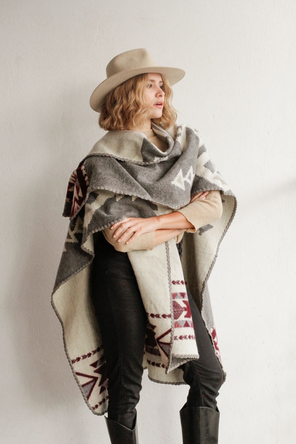 Aras Gray Poncho